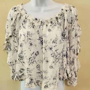 American Eagle Outfitters On or Off Shoulders Blouse